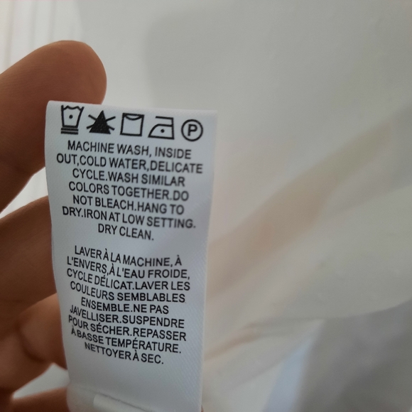 RW & Co. White Textured Flowy Blouse - Picture 10 of 12